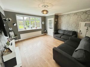 Lounge- click for photo gallery